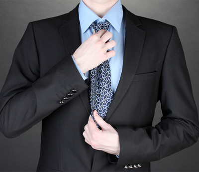 http://mensbook.ru/wp-content/images/mens-outfit-colorful-addons.jpg